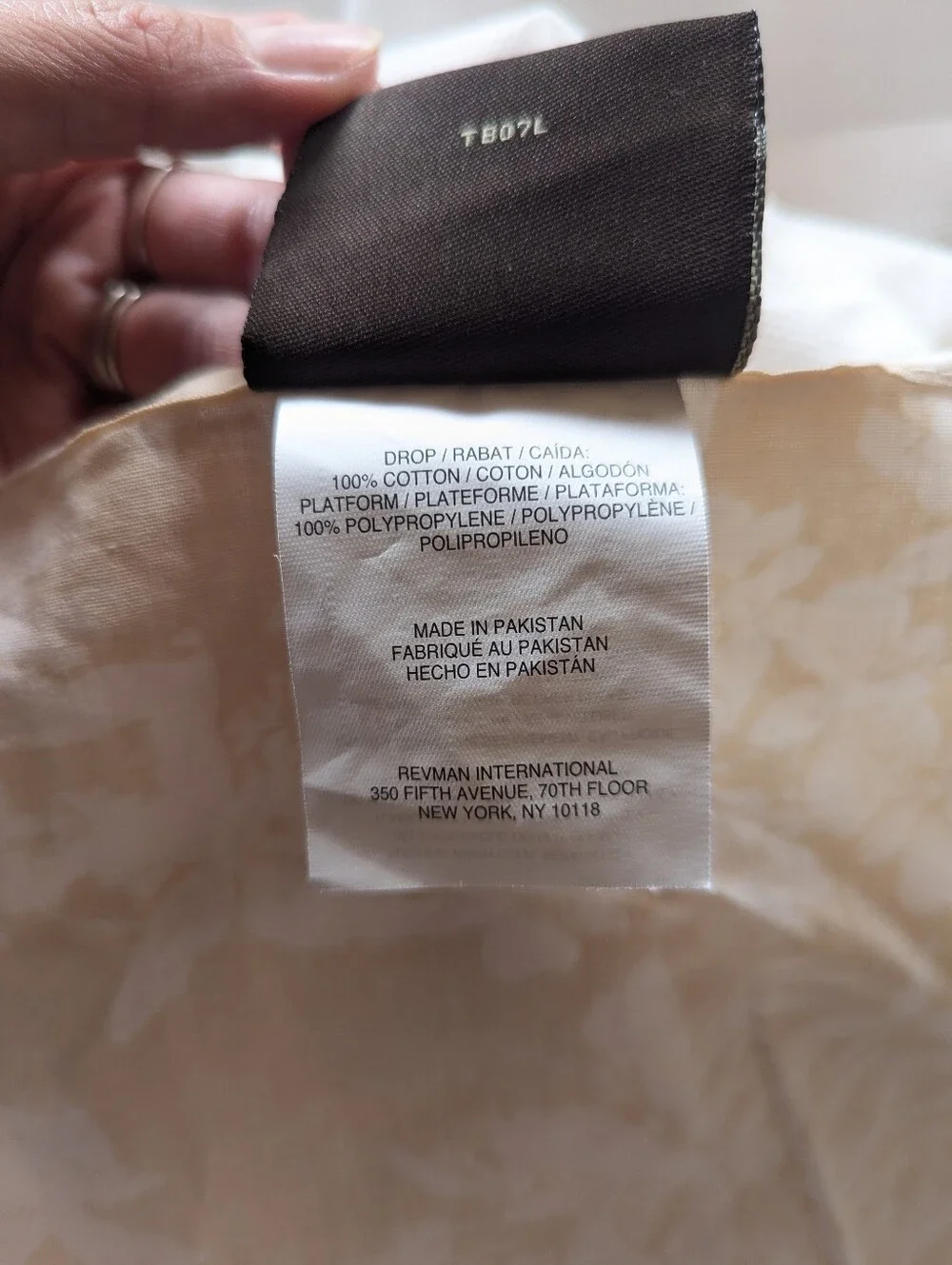 Tommy Bahama Tropical Cream Baige Elegant Floral Bed Skirt Queen Size